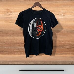 Guys Small STAR WARS Death Star/Darth Vader Graphic T-Shirt